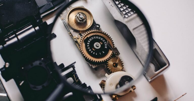 Jewelry Shopping Basics: How To Find The Perfect Anniversary Gift