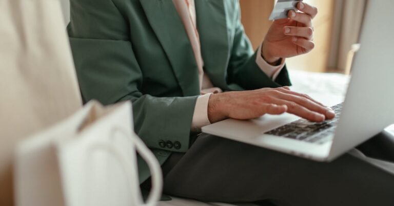 Our Experts Know What Makes Online Shopping Great